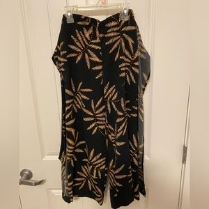 ANDEAWY Pants. Size XS… Black, Gold, and off white.